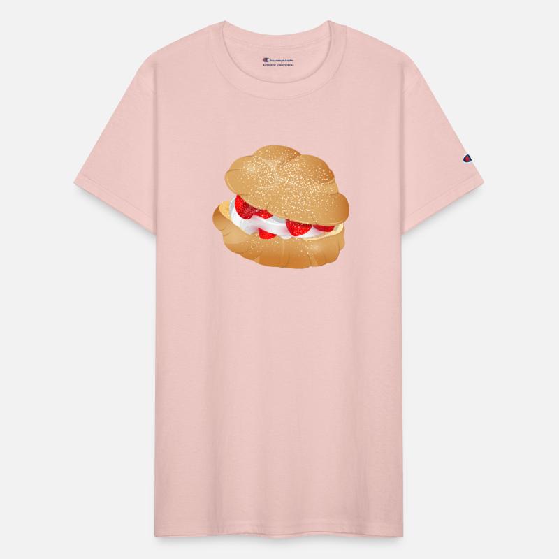 Cream puffs filled with cream and strawberries