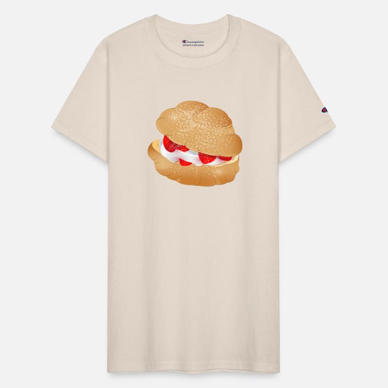 Cream puffs filled with cream and strawberries