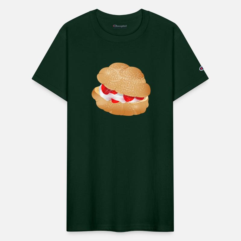 Cream puffs filled with cream and strawberries