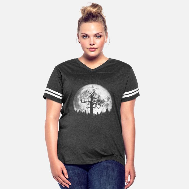 Full Moon Minimalist Creepy Tree